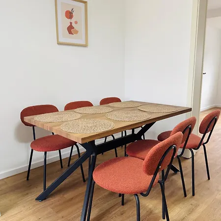 Apartment Charmante Mit 2 Schlafzimmern, Smart-tv, Wlan Essen