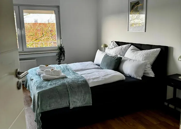 Charmante Mit 2 Schlafzimmern, Smart-tv, Wlan 埃森