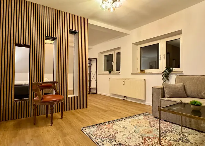 Apartment Charmante Mit 2 Schlafzimmern, Smart-tv, Wlan *