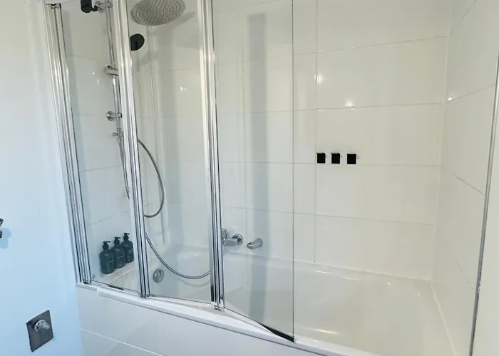 Apartamento Charmante Mit 2 Schlafzimmern, Smart-tv, Wlan *