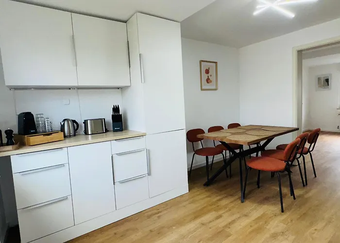 Charmante Mit 2 Schlafzimmern, Smart-tv, Wlan *