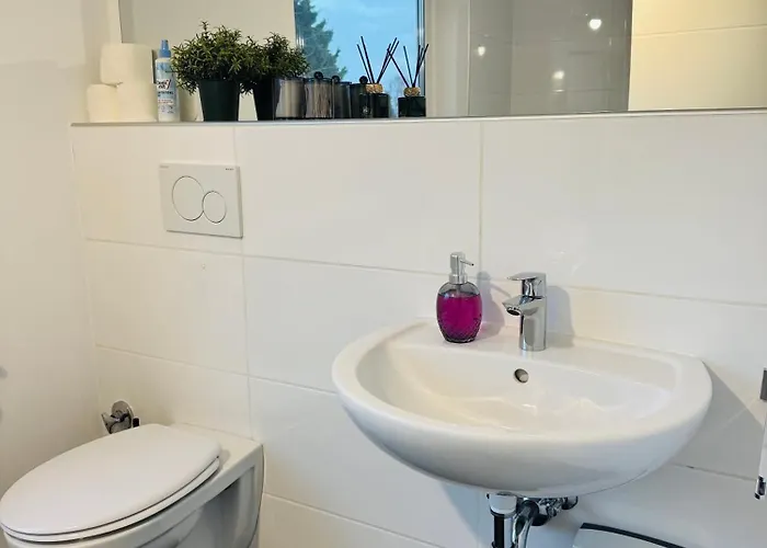 Apartment Charmante Mit 2 Schlafzimmern, Smart-tv, Wlan